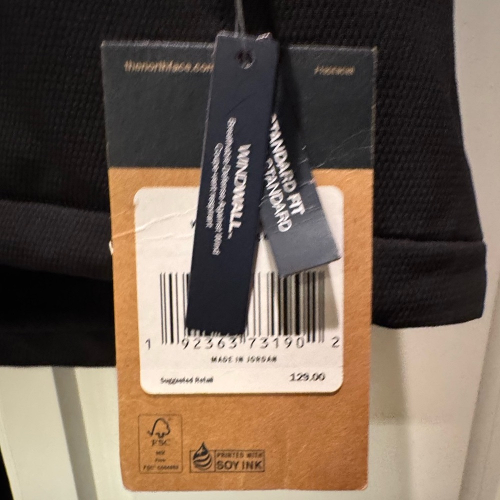 SALE! NWT Med North Face Women's Black Hooded Vest - Picture 4 of 4